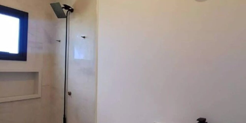 04f63e77f3d44a2e88c2e125