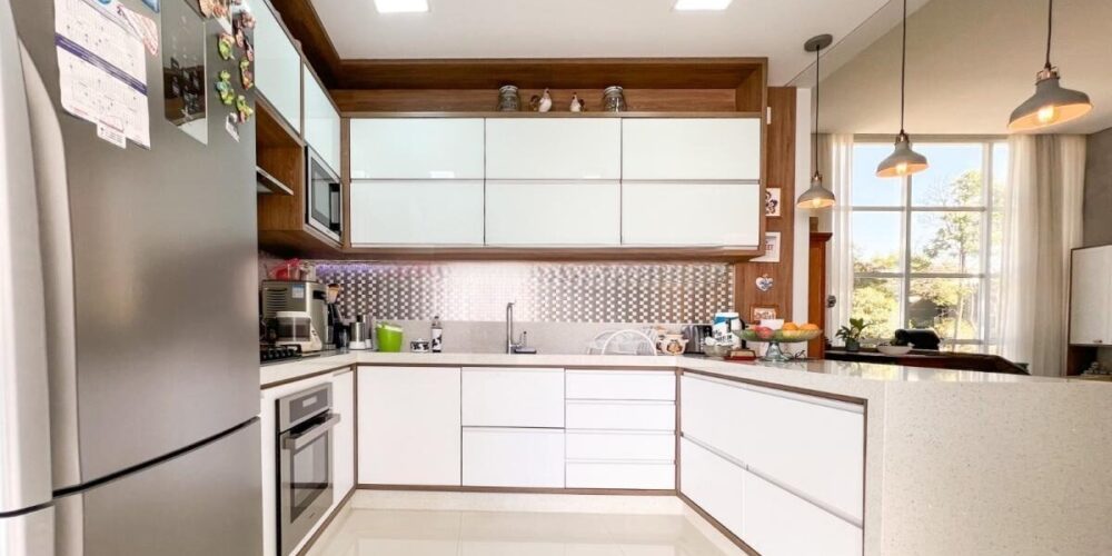 20231226195253126716