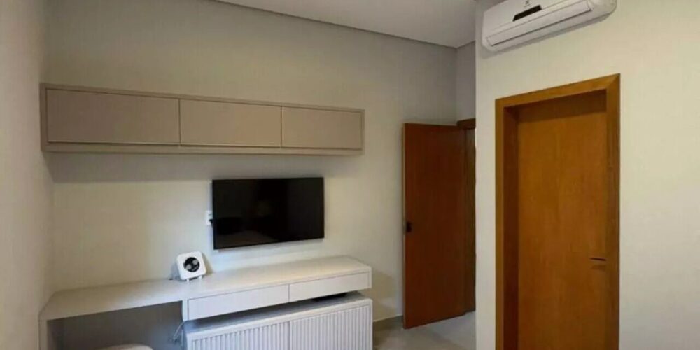 2172249b313ae179ffcbfbbc