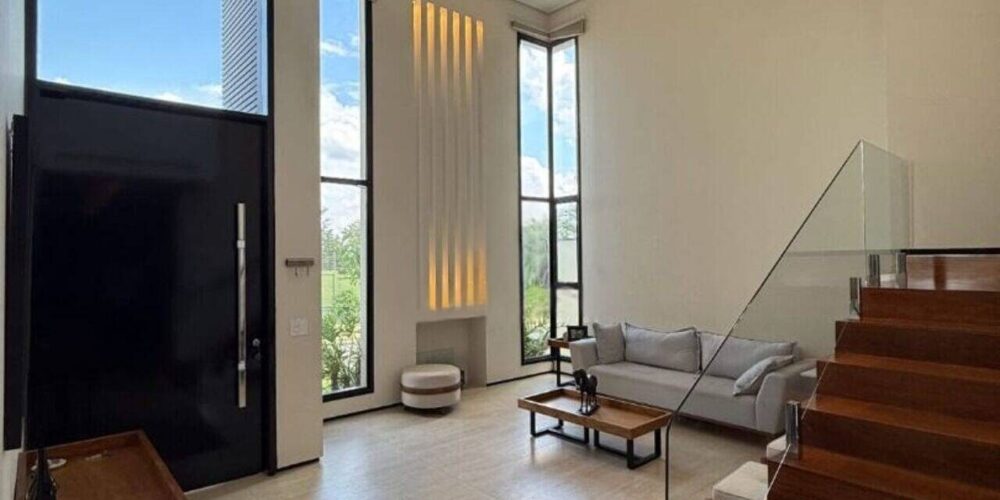 29924216a247bdc365f42795