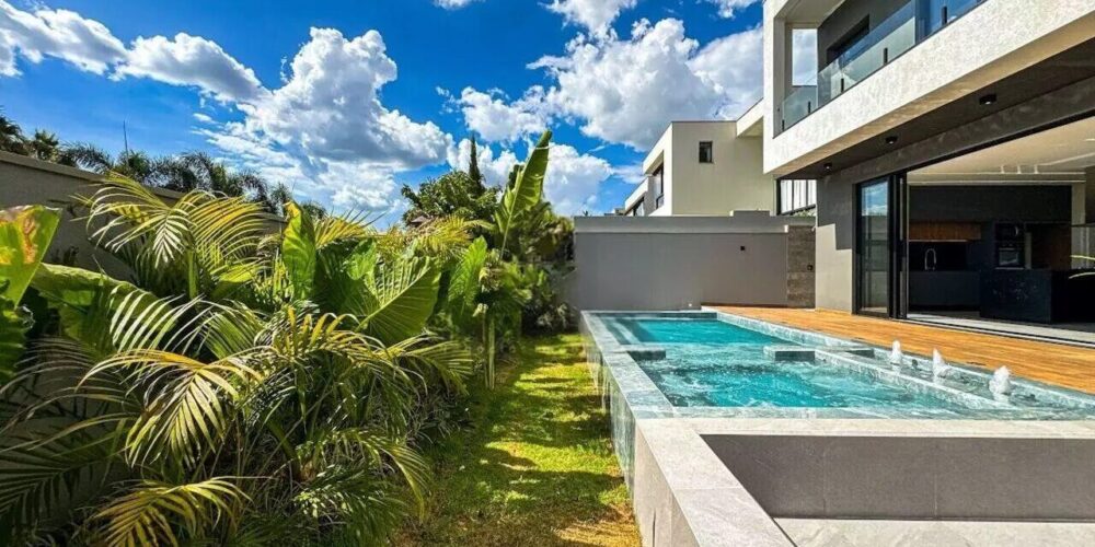 2cf35ff0f5241468cf105f36