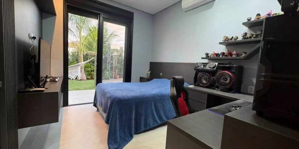 3c310606bc6d17d851652e24