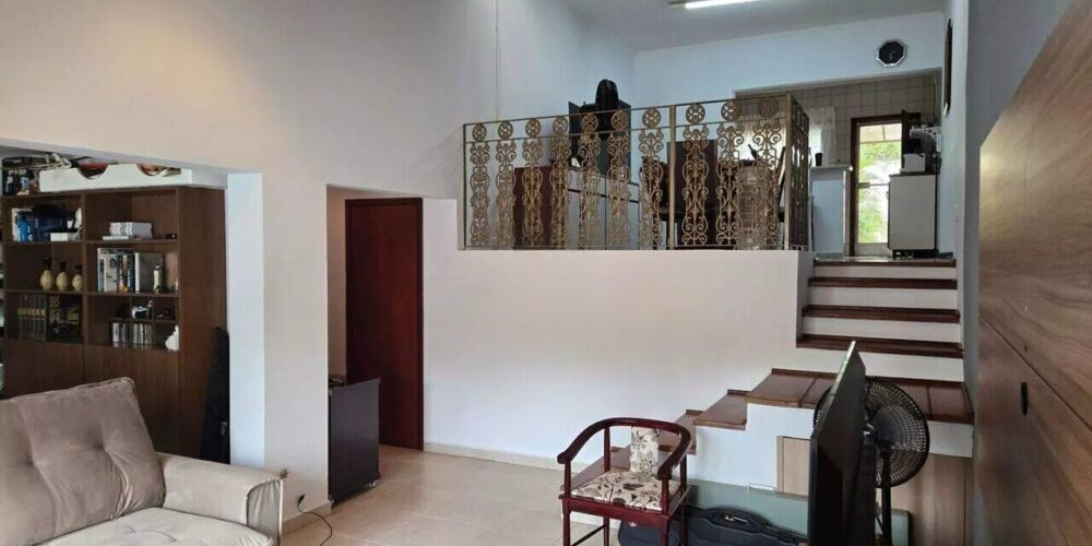 4795a20716b781c9c583e8a3