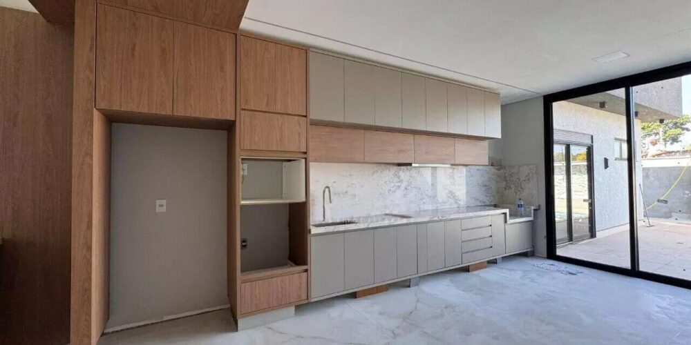 48728c4ef6b5d203e963f6f8