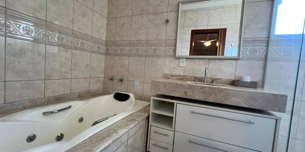 516cde0d5efc45690f979c22