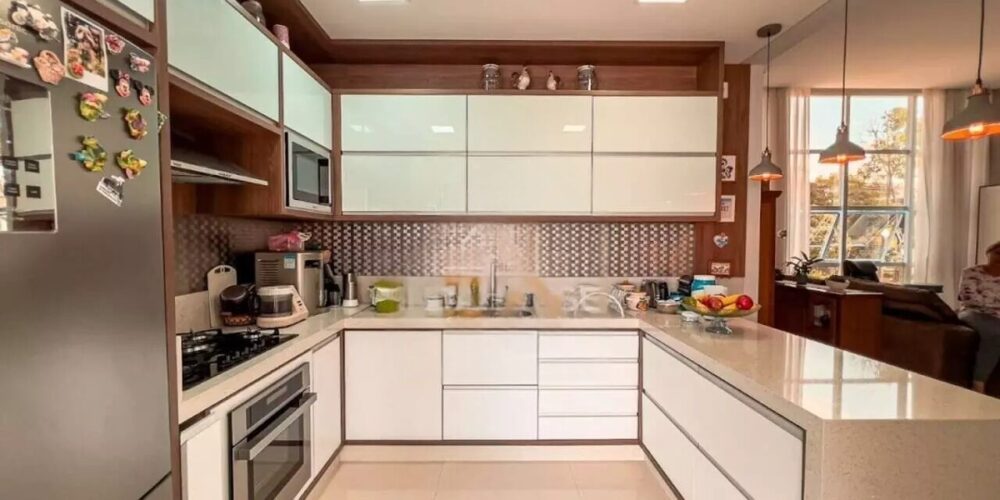 5f12969cbddf0938cf44c8b6