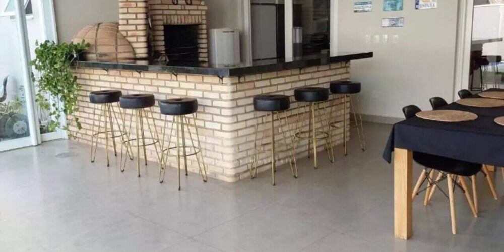 6584e520b9a469dc137c945f