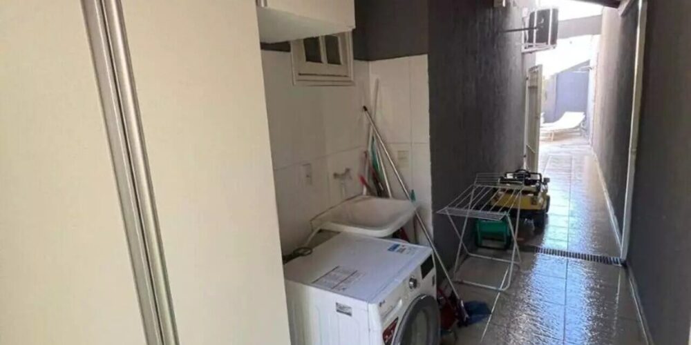 660b012ccce5cbf24065b413