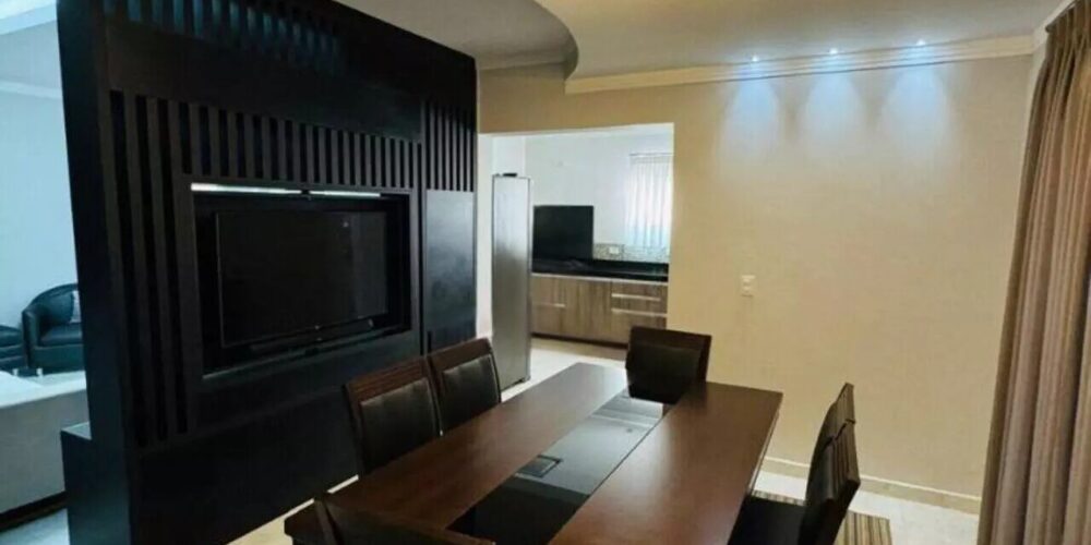 69f865d607a00bc6cc98a250