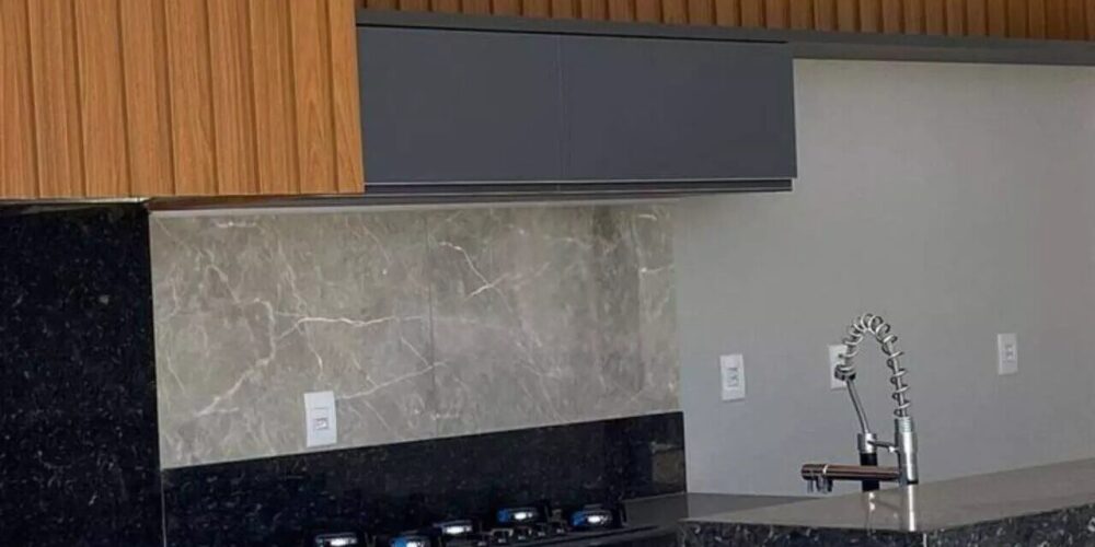 738d82f658eb3cc4927e2edf