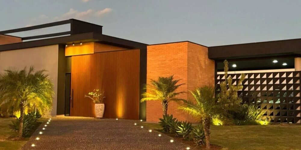 7760fedab93582fc3d83877e