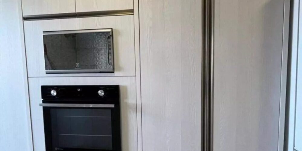 7fe0059069a2cd7d7d61889e