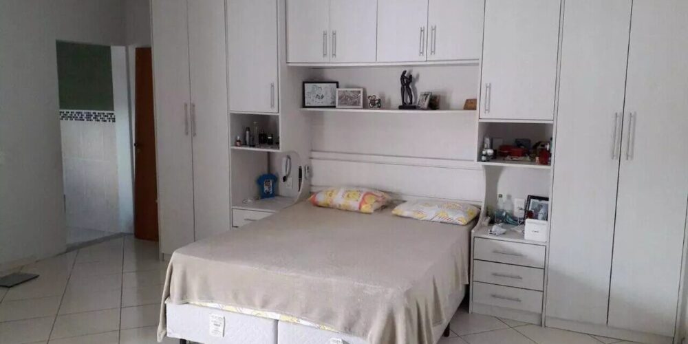 89642da4e10e411aaeeeae1f