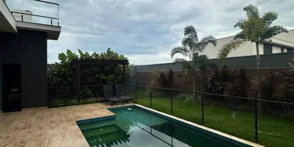 8f67bc11c321d7a9256ff773