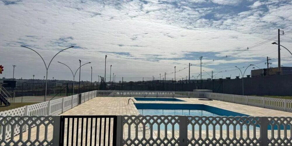 988319fdf83ac1fbc4a7439e