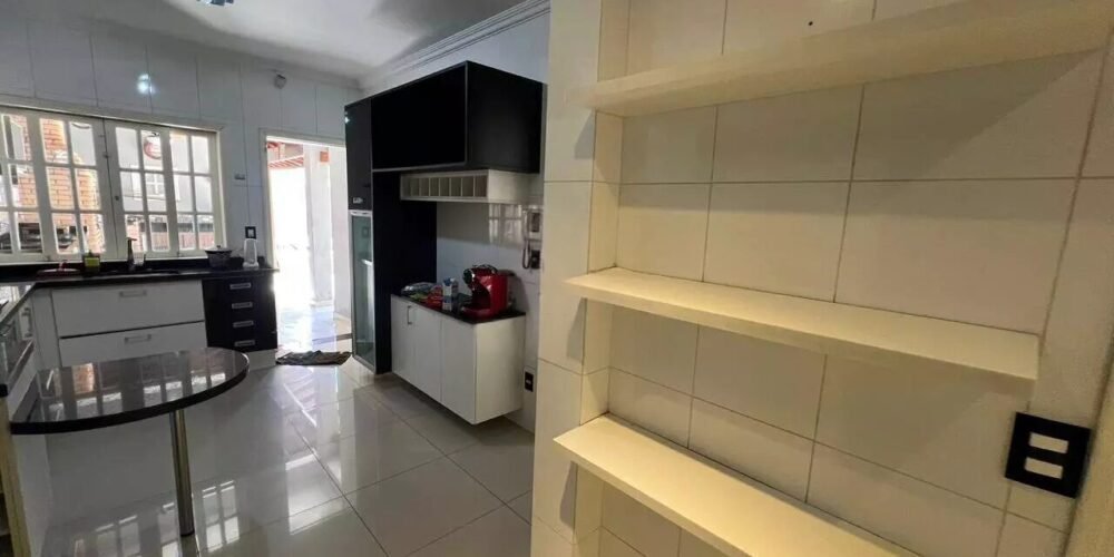 a8662cb1215d6cc97d959176