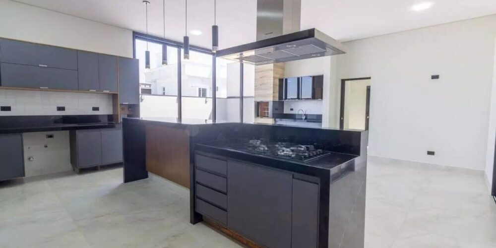 ba46d37e0f2a89792049b285