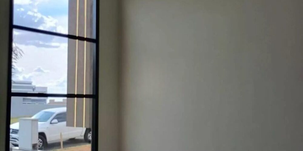 cb8b033584f3a8e07d57c579