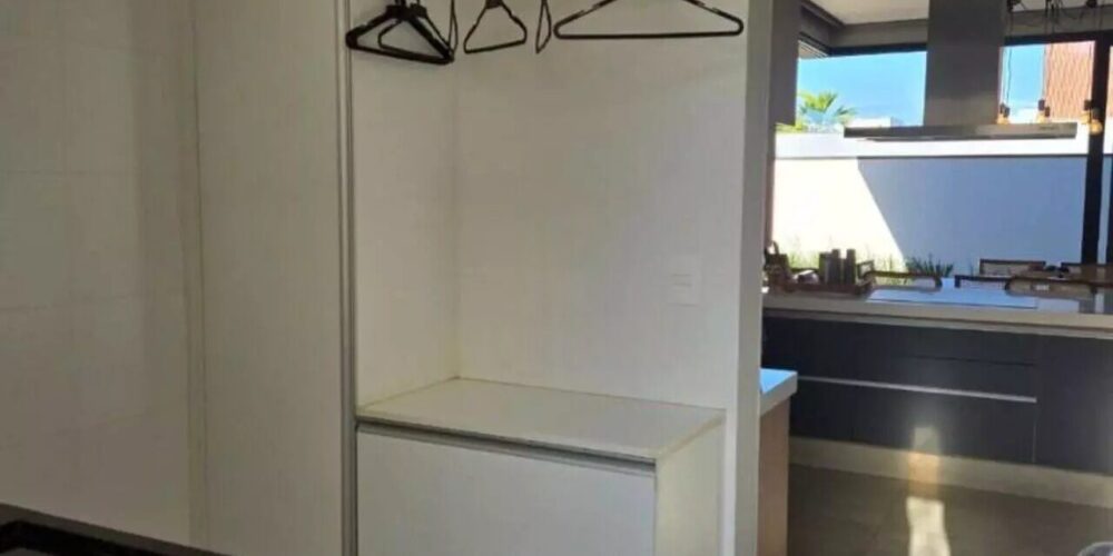 d297a0d2e594eb19a51afb00