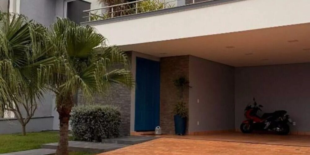 d327a023a9ff84984cce9f2f