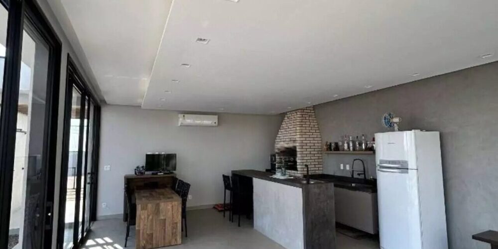 e8b3b60b7b3ecd16adb14008