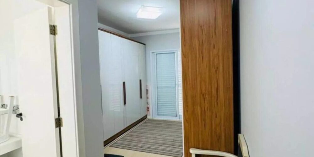 eeb809df58d4db2fd7b5a032