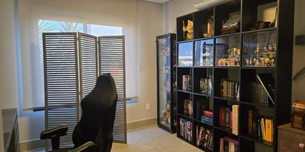 f4a33863e4e0176c3913ad39