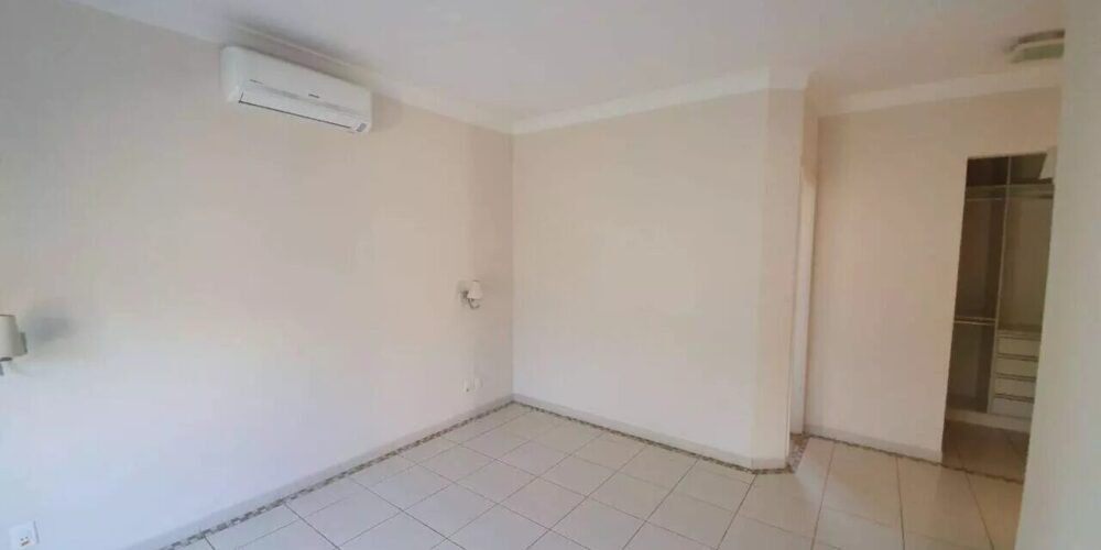 f4bb10b5c8f73321e93779ce