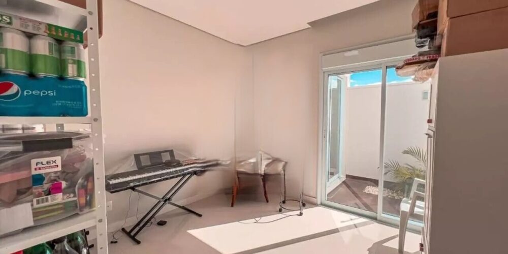 f97a756041cb9c25efc7895e