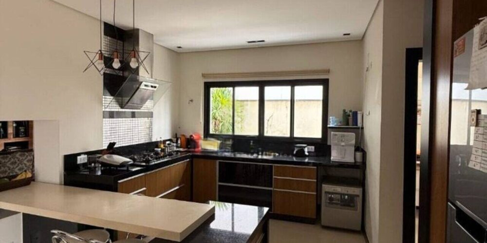 fdd92c4184755e777f297184